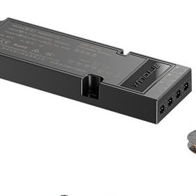 Zasilanie energetycznie oszczędnego szafki z certyfikatem FCC 100-240V napięcie wejściowe i metoda chłodzenia wentylatora